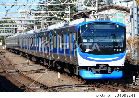 東京臨海高速鉄道71-000形Z12編成　りんかい線　埼京線内 134988241