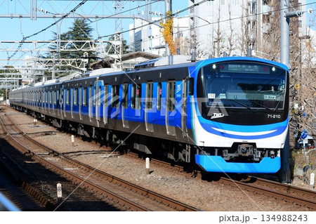 東京臨海高速鉄道71-000形Z12編成 りんかい線 埼京線直通 東京臨海高速鉄道71-000形Z12編成 りんかい線 埼京線直通 134988243