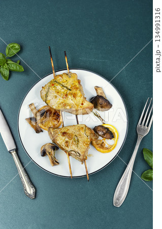 A gourmet dish of seared tuna. 134991316