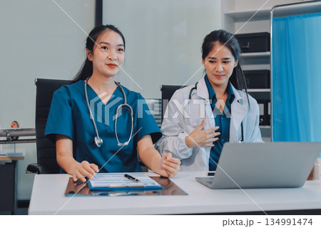 Portrait of two dedicated doctors Portrait of two dedicated doctors 134991474