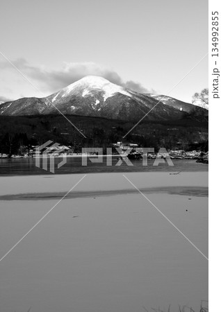 冬の北八ヶ岳 134992855