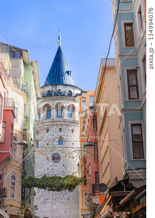 トルコイスタンブールのガラタ塔 134994076