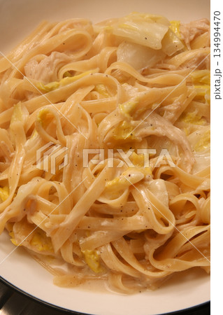 白菜とベーコンのクリームパスタ 134994470