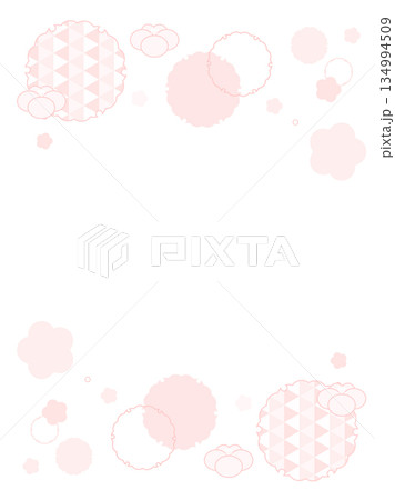 梅の花のかわいいフレーム背景　和柄　淡いピンク色　白バック　ベクターpng透明　 134994509