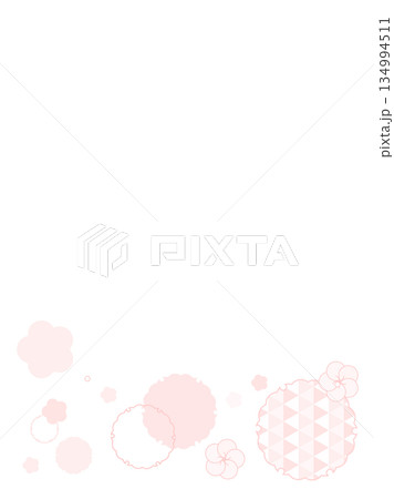 梅の花のかわいいフレーム背景　和柄　淡いピンク色　白バック　ベクターpng透明　 134994511