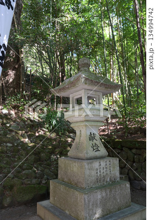 神社内の雰囲気　潮嶽神社 134994742