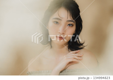 ビューティーポートレート 134994823