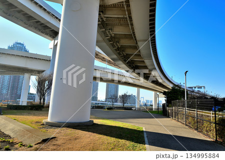 東京お台場 首都高速湾岸線 有明ジャンクション 東京お台場 首都高速湾岸線 有明ジャンクション 134995884