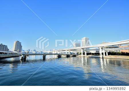 東京お台場 首都高速湾岸線 有明ジャンクション 東京お台場 首都高速湾岸線 有明ジャンクション 134995892