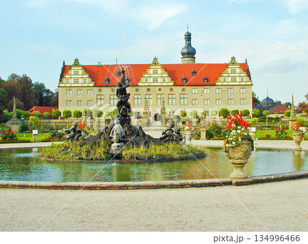 ドイツ　ロマンチック街道　ヴァイカースハイム城と庭園 134996466