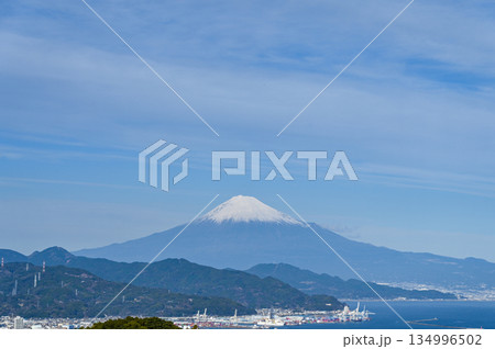 静岡県日本平からの富士山 134996502
