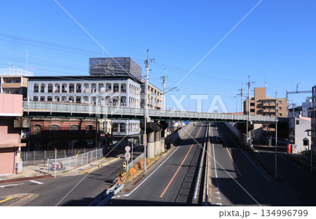 阪急宝塚線　石橋阪大前駅付近の架道橋 134996799