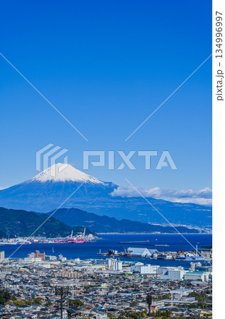 静岡県日本平からの富士山 134996997