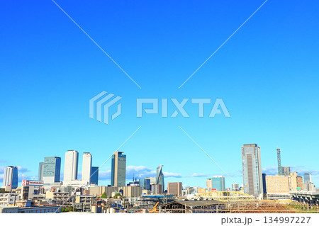 愛知県名古屋市、名古屋駅前超高層ビル群の風景 134997227