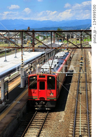 会津若松駅にて『快速AIZUマウントエキスプレス』 134999500