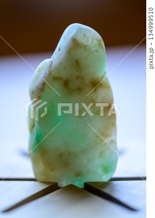 美しい翡翠　糸魚川翡翠 134999510