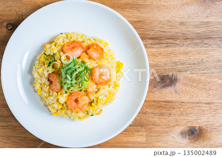 エビ炒飯 エビ炒飯 135002489