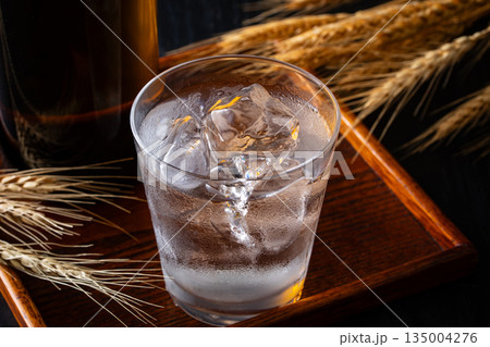 麦焼酎のロック 135004276