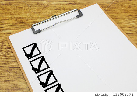 バインダーとチェックリスト 135008372