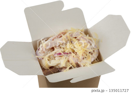 Wok in paper container on white background. Chinese noodles 135011727