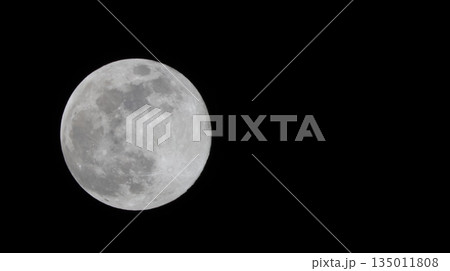 2026年1月3日満月の初月の出~月の様子 2026年1月3日満月の初月の出~月の様子 135011808