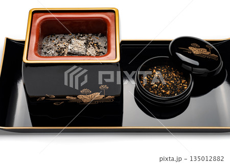 漆塗りの香炉と香合のセット 漆塗りの香炉と香合のセット 135012882