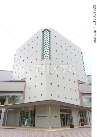長野県塩尻市、レザンホールの風景 135018029
