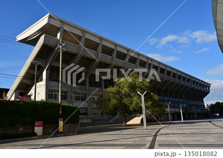 長居球技場にあるヨドコウ桜スタジアムの外観 135018082