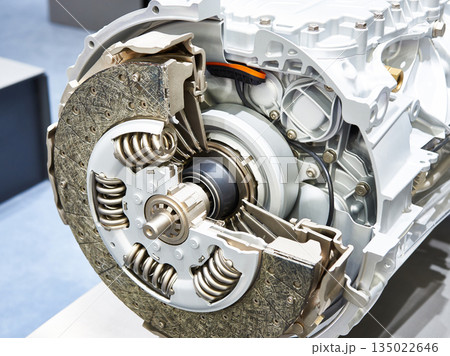 Clutch unit for truck Clutch unit for truck 135022646