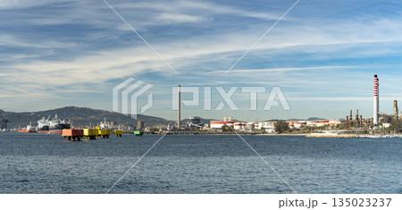 Oil refinery and maritime fuel transport in the Bay of Algeciras Oil refinery and maritime fuel transport in the Bay of Algeciras 135023237
