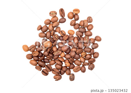 Roasted coffee beans on a white background. Roasted coffee beans on a white background. 135023432