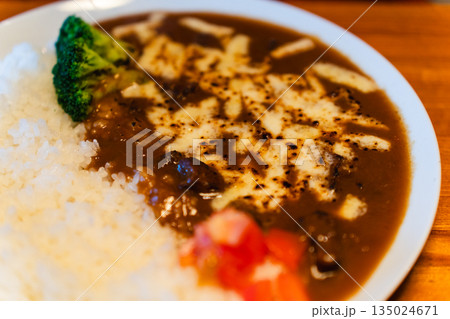 ひたちなか市 グリルアイのチーズ焼きカレー 135024671