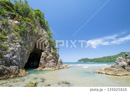 岩美ブルーの浜辺(東浜海水浴場付近) 岩美ブルーの浜辺(東浜海水浴場付近) 135025828