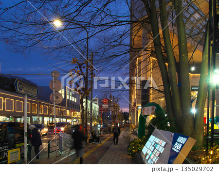 大晦日の広尾の夕景 都市景観(2025年12月) 大晦日の広尾の夕景 都市景観(2025年12月) 135029702