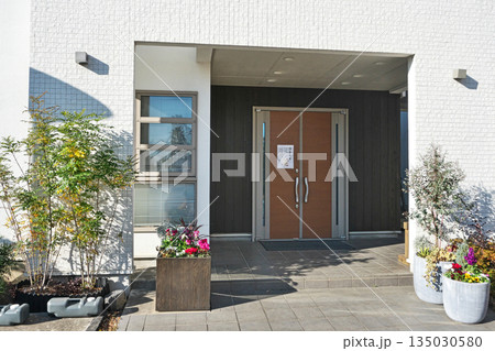 住宅展示場のお正月飾り（冬、一月） 135030580