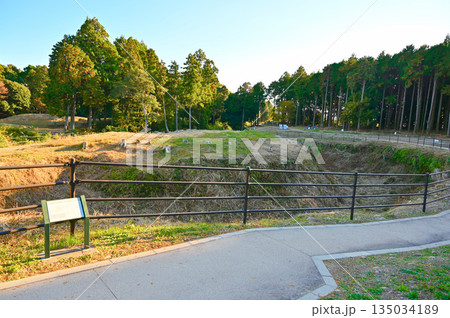 諏訪原城跡　二の曲輪中馬出　島田市 135034189