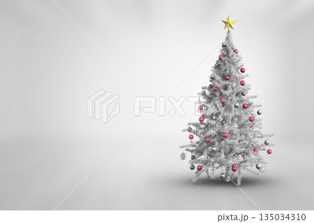 Christmas tree in bright room 135034310