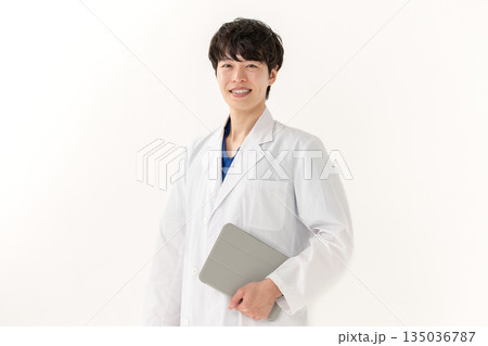 医療 男性 医療 男性 135036787
