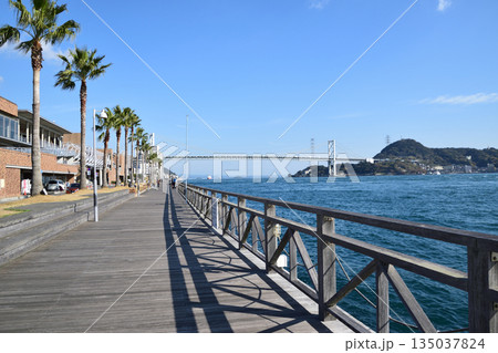 関門海峡の風景 135037824