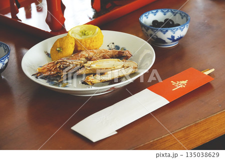 我が家の定番お正月料理（エビと蟹の先付） 135038629