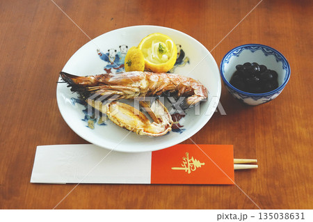 我が家の定番お正月料理（エビと蟹の先付） 135038631