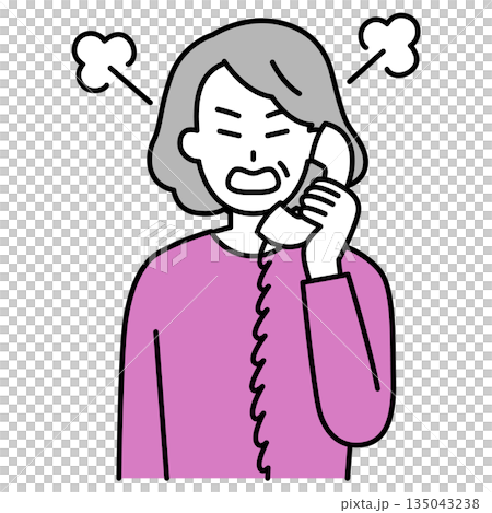 固定電話で怒っている年配の女性 135043238