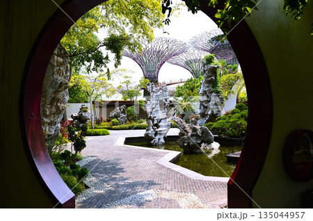 シンガポール ガーデンズ・バイ・ザ・ベイ シンガポール ガーデンズ・バイ・ザ・ベイ 135044957