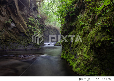 神秘の渓谷樽前ガロー 135045420