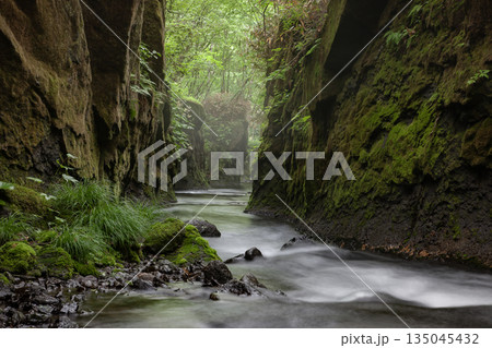 神秘の渓谷樽前ガロー 135045432