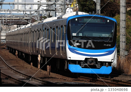 【東京臨海高速鉄道】71-000形（埼京線：池袋〜新宿） 135048698