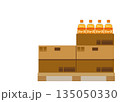 陳列されたペットボトルのジュースのイラスト 135050330