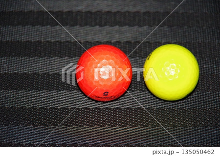 ゴルフボール 135050462