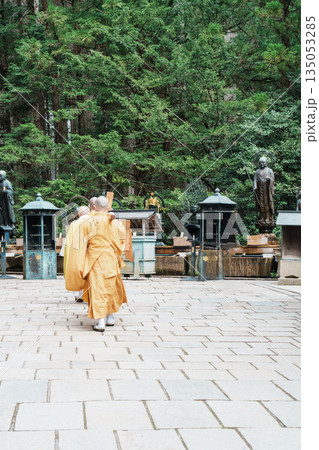 高野山奥の院　水向地蔵　生身供 135053285