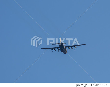 自衛隊航空機 C-130H ハーキュリーズ④ 自衛隊航空機 C-130H ハーキュリーズ④ 135055323